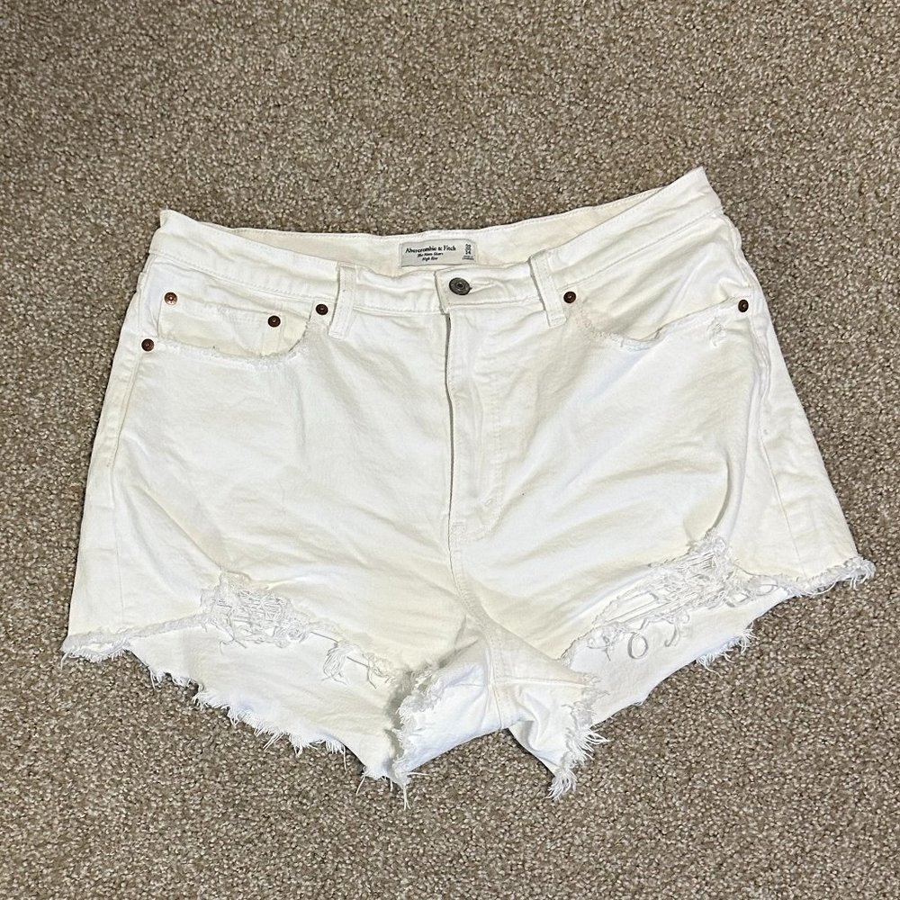 Abercrombie Curve Love High Rise Mom Short White